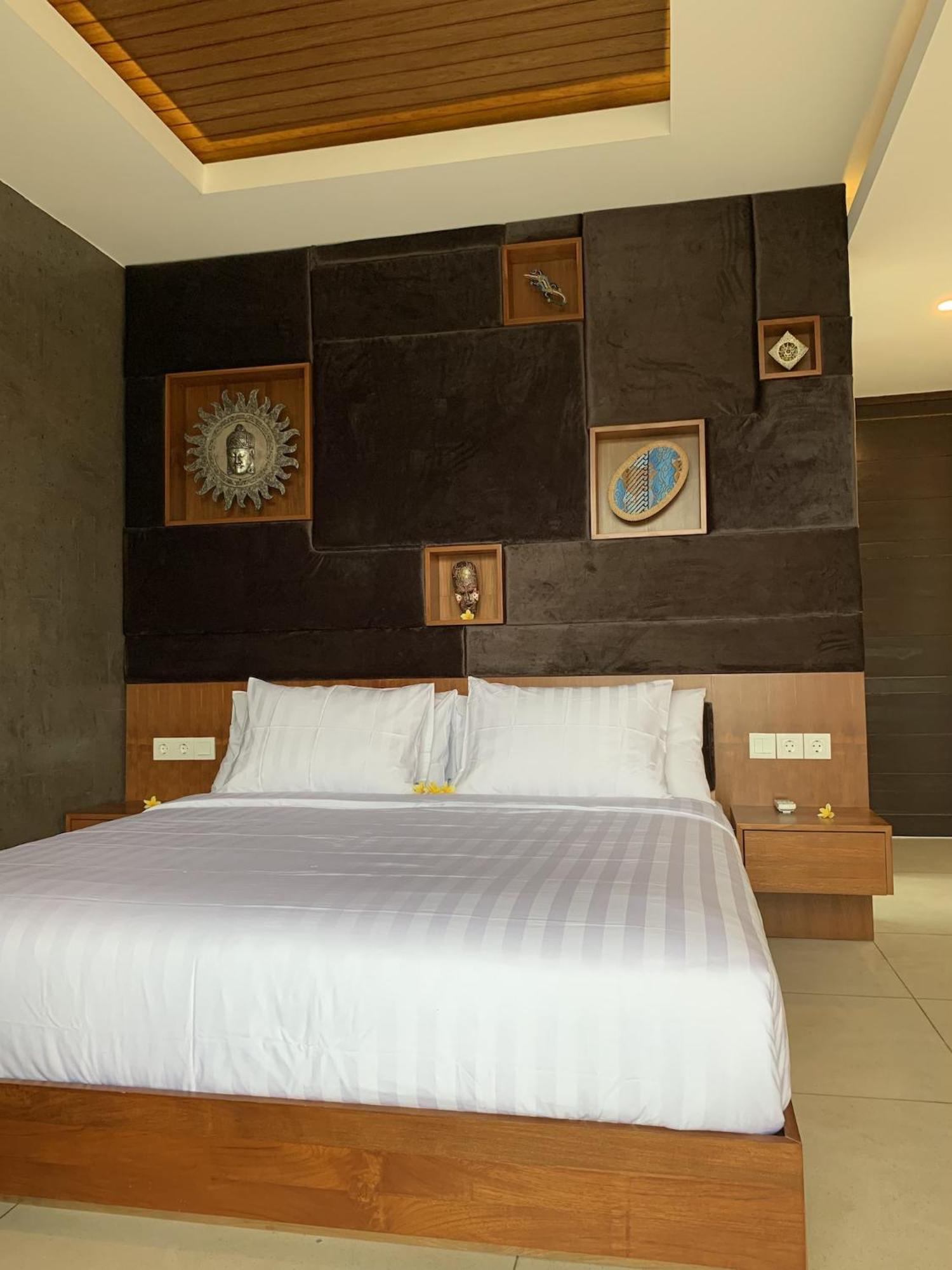 Bale Solah Lombok Holiday Resort Senggigi Exterior photo